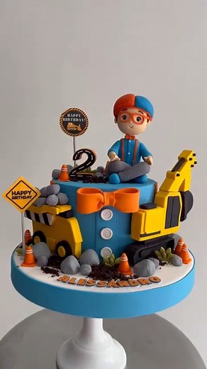 Warning: Your toddler might not let you slice into this birthday cake. 🚜 Excavator-inspired confection by OC's Kitchen. | Blippi