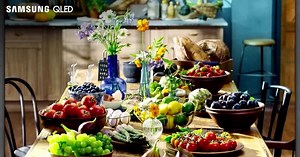 Transform light into colour in your living room. Only with QLED Quantum Dot technology. | Samsung