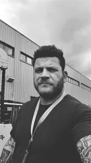 Albert Philpott (@aka_bob_the_builder)’s videos with original sound - Albert Philpott