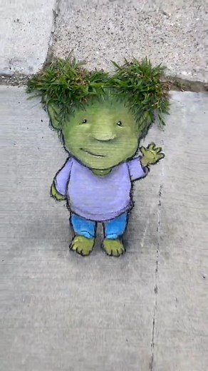 Art Daily Dose | Cute street chalk art 🎨 . Credit: @davidzinn . Follow us 👉@art_dailydose👈 for more!🙌 . Do you want immediate feature? Contact us! 📥 . ⚠No... | Instagram