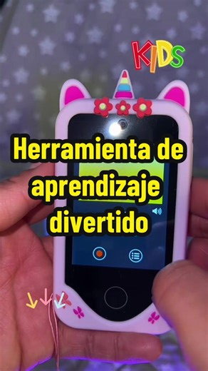 Teléfonos mini que realmente toman fotos y videos, y vienen en varios colores.¡La calidad de la cámara es impresionante!Graba buenos videos y fotos, como un teléfono real.Además, tiene juegos y hasta puede usarse como despertador, así que realmente funciona.Incluye una calculadora, permite enviar fotos y videos, tiene opciones para una linterna y un temporizador, y te permite cambiar el fondo de pantalla.Es verdaderamente un teléfono en miniatura. #aprendizajedivertido #juguetesparaniños #telefo
