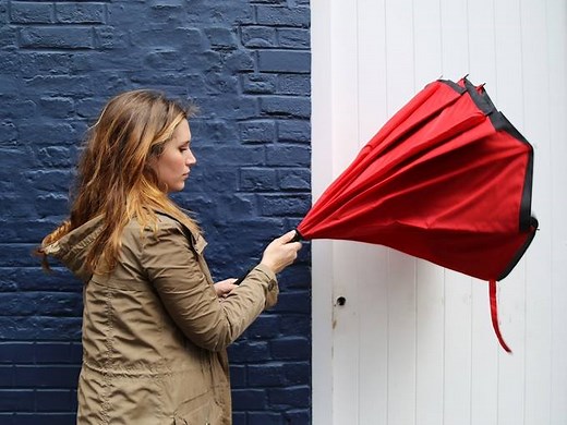 13M views · 1.8K reactions | This umbrella can close up without dripping everywhere. Footage via KAZbrella. | Insider Design | Facebook