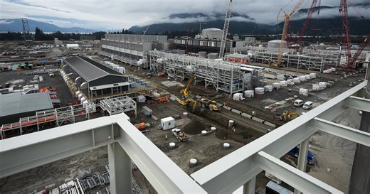 LNG project has initial export capacity of 14M tons annually