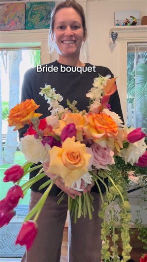 Tree House Vero Beach on Instagram: "Sunset color palette with garden vibes 🪴 Bride bouquet: expect a heavy handful of your favorite colors & blooms. Bridesmaid: a mini version w matching aesthetic! #floridawedding #destinationwedding #floridabride #bridetobe2027 #weddingflorists"