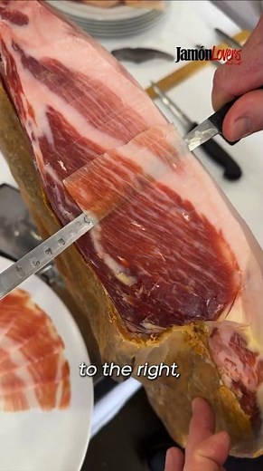How to cut a slice of ham 🐽🔪