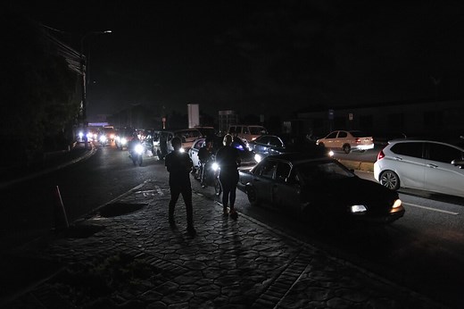 Full blackout hits the Dominican Republic as crews scramble to restore power