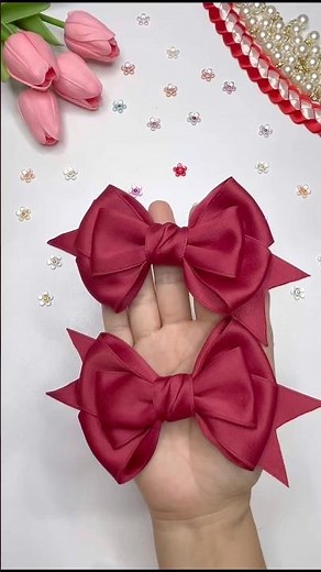 Easy Red Hair Bow 🎀 DIY Ribbon Bow #shorts