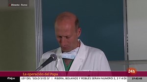 El Dr. Sergio Alfieri, cirujano del Hospital Gemelli, confirma que la operación del papa ha durado tres horas y se encuentra despierto y de buen humor #Canal24Horas https://t.co/rscwNdtsL3 | La 1 de TVE