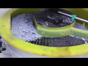 Vibratory deburring machine 200 liter with pneumatic clearing gate to separatoe parts