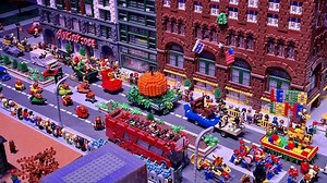 Rare, nearly complete T. Rex skull just arrived in Seattle