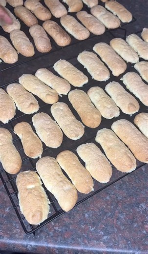 Homemade Lady Fingers With a Delicate Finish