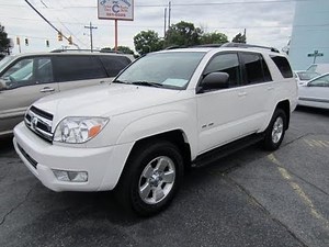 2005 Toyota 4Runner SR5 V8 Start Up, Engine, and In Depth Tour