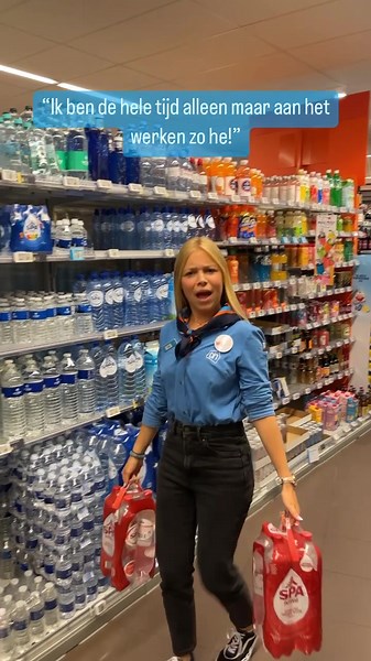 Wie is dit? Wanneer iemand net 5 minuten op het werk is… 🫤 Kom jij ook werken bij Albert Heijn Nijmegen? We hebben vacatures op de volgende afdelingen: verkoop (brood & AGF), vulploeg en kassa. Solliciteer direct via werk.ah.nl 📲 #linkinbio #vj #voorjou #fy #foryou #albertheijn #nijmegen #ahnijmegen #albertheijnnijmegen #albertheijnmedewerker #supermarktmedewerker #bijbaangezocht #werkenbijalbertheijn #werkeninnijmegen #leukstebijbaanvannederland #leukstebijbaan #datishetlekkerevanalbertheijn 