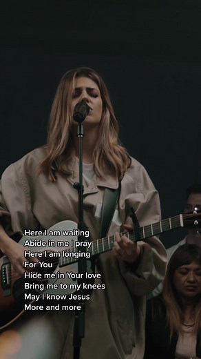 come live in me Lord 🤍 #worship #fyp #christiantiktok #hillsong