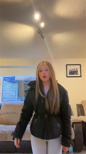 Tumblr Girl Aesthetic: Love, Habits, and Perception