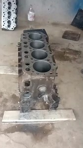 Engine block thread cleaning #engineblock #engine #overhaul #cylinderheadbolts #mechanic | Edgar Lumagas