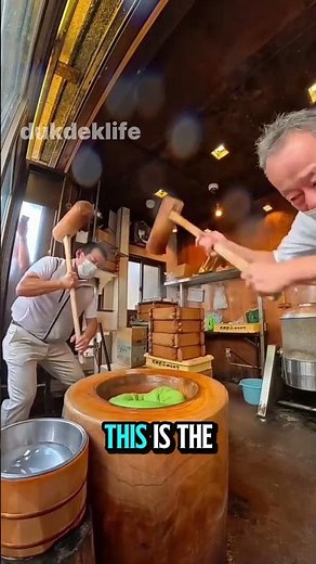 TRADITIONAL MOCHI MAKING