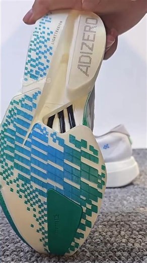 🔥 ADIDAS ADIZERO ADIOS PRO 4 — Marathon Speed Just Got Lighter ⚡👟