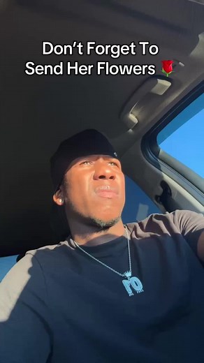 Send Her Flowers: A Thoughtful Gesture for Love