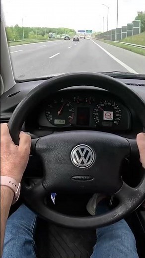 Car: Volkswagen Passat B5 Sedan 1.8 T 20V 150 HP Acceleration Joe