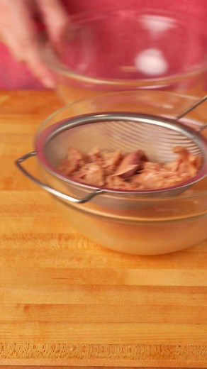 Go for the good snack! ❤️ Century Tuna spread and crackers combo all the way! Ingredients: 1 – 155g Century Tuna Flakes in Oil 1/4 cup (1 small stalk) chopped onion leeks 1 – 30 ml sachet mayonnaise Sprinkle of salt and pepper, to taste Any cracker or bread of choice Procedure: · Open a can of Century Tuna and drain flakes from its oil and broth. · Mix tuna flakes with mayonnaise and onion leeks. Season with salt and pepper. · Serve with crackers or bread as a dip or spread. Serves 2 to 3. #Heal