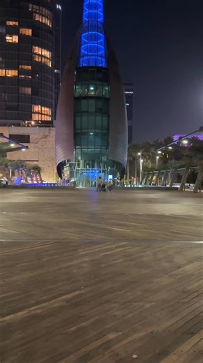 19 reactions | Bell Tower Perth CBD, WA #belltower #perth #westaustralia #西澳伯斯 #台灣旅人 | Yi Cheng Chang | Facebook