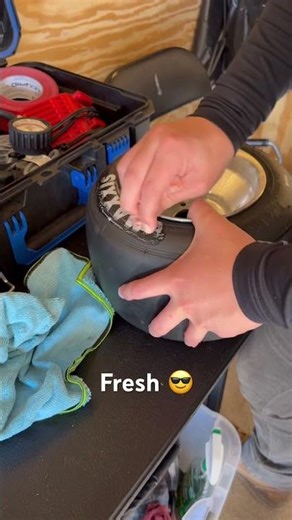 Shining up that Maxxis go-kart race tire logo to look gooood on the track 😎All in the details 🔥
