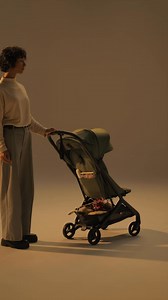 The Bugaboo Butterfly 2 has a spacious underseat basket and an easy-to-reach backseat pocket. Buy now and try for 100 days. | Bugaboo