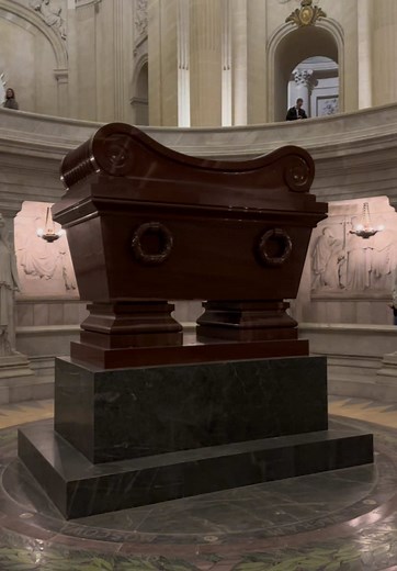 Discovering Napoleon's Tomb in Paris