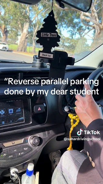 “Reverse parallel parking done by my dear student”#roadstartshere #sahardrivingschool #melbourne #vicroads #pashtomelbourne #وطندارا🇦🇫💪🇦🇫💪🇦🇫💪🇦🇫 #افغانانو_جاررر_مو_شـم♥🇦🇫♥ #ملبورن_##استرالیا
