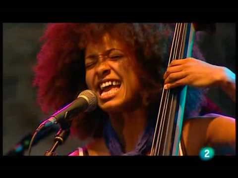 Esperanza Spalding - "Mela" (part 1) (Live in San Sebastian july 23, 2009 - 4/9)
