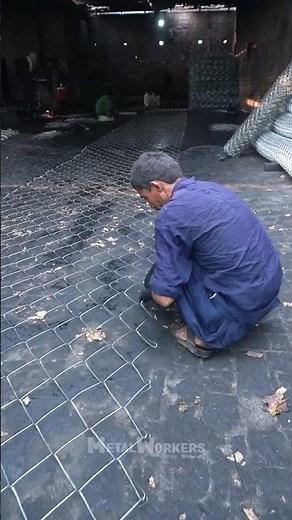 How Steel Wire Mesh Is Made by Hand – Inside a Factory