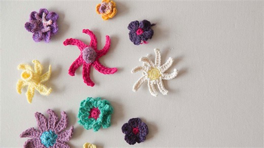 Crochet Flowers by Cal Patch