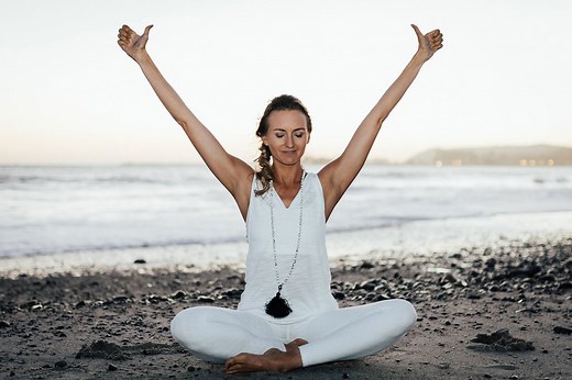 How To Do Breath Of Fire And Supercharge Your Pranayama Practice [VIDEO]