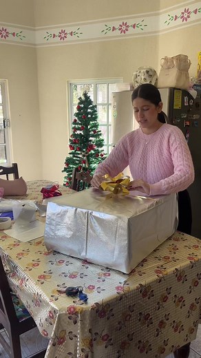 Los Reyes Magos: Regalos y Alegría para los Niños