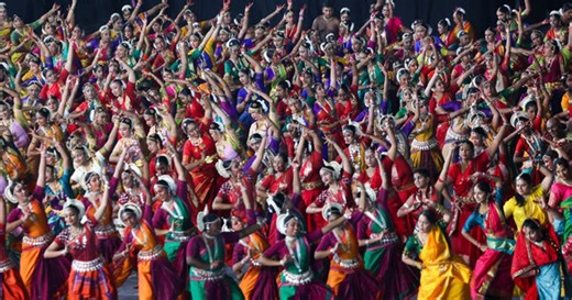 Record-breaking tradition: NSCBICC wows crowd with Indian dance to welcome PM Modi in Malaysia