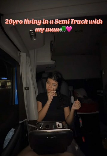 20yro Living in a Semi Truck: Day in the Life 18 Wheeler