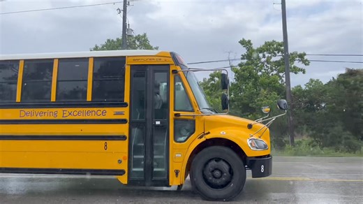 64K views · 210 reactions | Bus is at a complete stop and the door is open with a student about to unload, why would a car stop for the flashing red lights or the extended stop sign? That’s redundant | The Bus Runner Page | Facebook