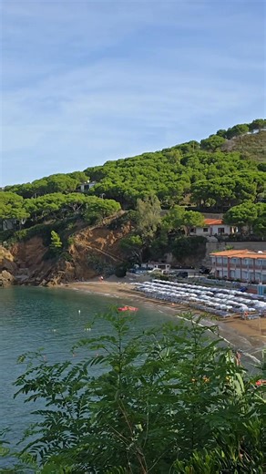 Live dalla spiaggia di Pareti a Capoliveri 😍 Info su: https://www.isoladelbaapp.com/spiaggia-di-pareti | Isola d'Elba App