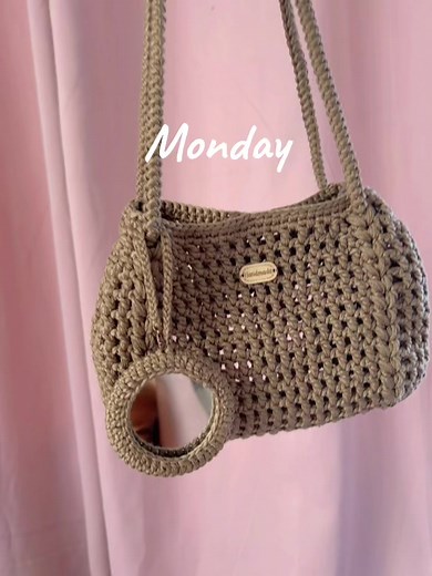 Crochet Bag Charm with 8 Ply Polyester Yarn: DIY Tutorial