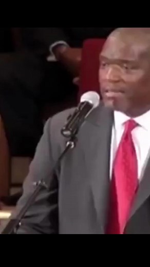 Rev. Dr. Terry K. Anderson telling us who Jesus is!! #sermon #sermonclip #revterryanderson #baptistpreacher #whoopingpreachers #christiantiktok