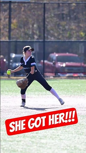 🥎🔥 Smooth Scoop & Throw! | Softball Short #softball