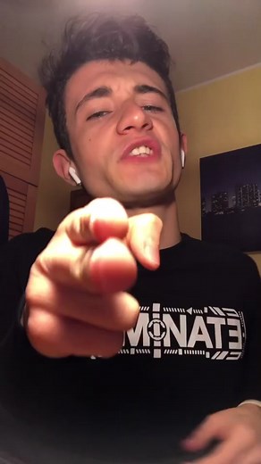 Energetic House Beatbox Music Performance