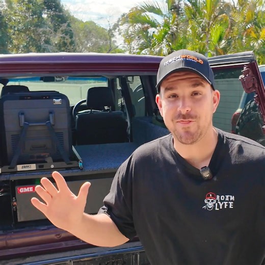 ❄️ STAY COOL AND IN CONTROL ❄️ Keep food fresh and drinks icy with the iFROST 40L Fridge / Freezer. 🍺 40L capacity for all your essentials, from bread to brews 🌡️ Energy-efficient compressor keeps temps stable, even in the heat 🚙 Perfect for 4WDs, caravans and camping trips 👉 SHOP NOW and stay cool wherever your adventure takes you! | iTechworld