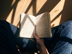 5 Reasons to Read Fiction Books