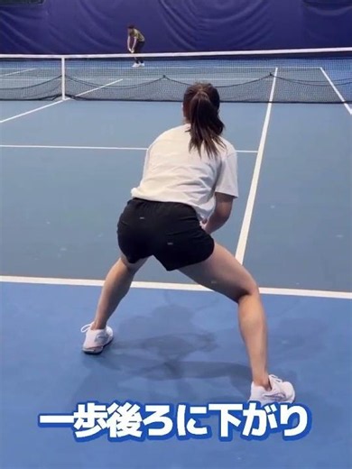 ステップインから生まれる攻撃的なリターン #shorts #tennis