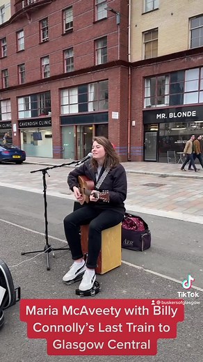Maria McAveety Music with Billy Connolly‘s Last Train to Glasgow Central. This was recorded in the Summer #buskersofglasgow #buskers #scotland #glasgow #comedy #comedysongs #tiktok #funny | BuskersofGlasgow