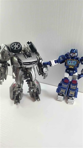 DotM Soundwave or G1 Soundwave #soundwave #transformers #transformerstoys #transformersedit