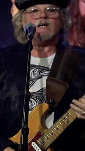 Mike Benjamin & The Bend In The Road Band took us completely by surprise with one of the most electrifying shows of the year last month! 🎥 Featured Clip: Mike Benjamin & The Bend In The Road Band perform “Talk To Me” live at The Fallout Shelter Dec 11, 2025. 📺 Check out the full video on The Fallout Shelter’s YouTube channel! #mikebenjamin #livemusic #falloutshelter #bostonmusicscene | The Extended Play Sessions Fallout Shelter