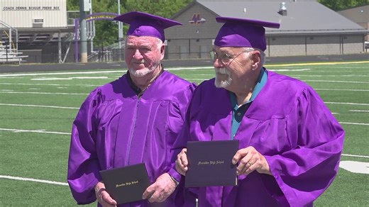 Muscatine Vietnam War veterans finally receive their high school degrees decades later